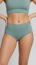 Moonbare Brief